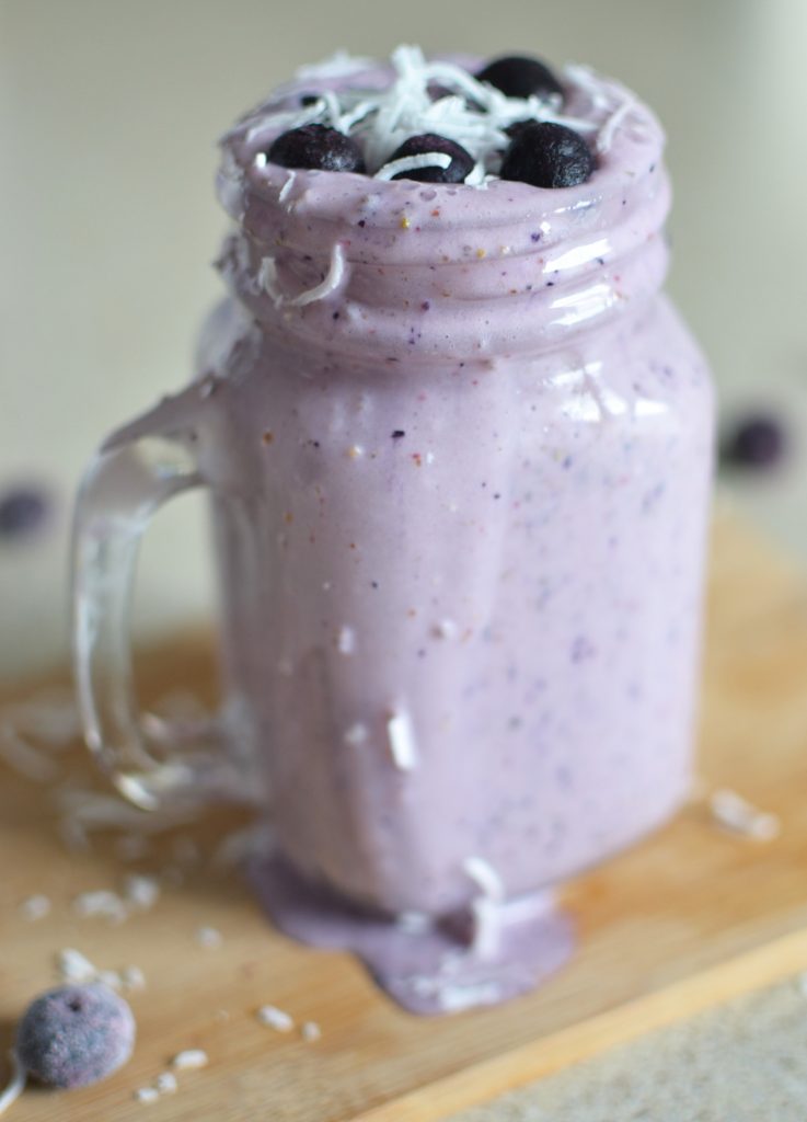 blueberry smoothie, smoothie, blueberries, Fit Foodie Mommy