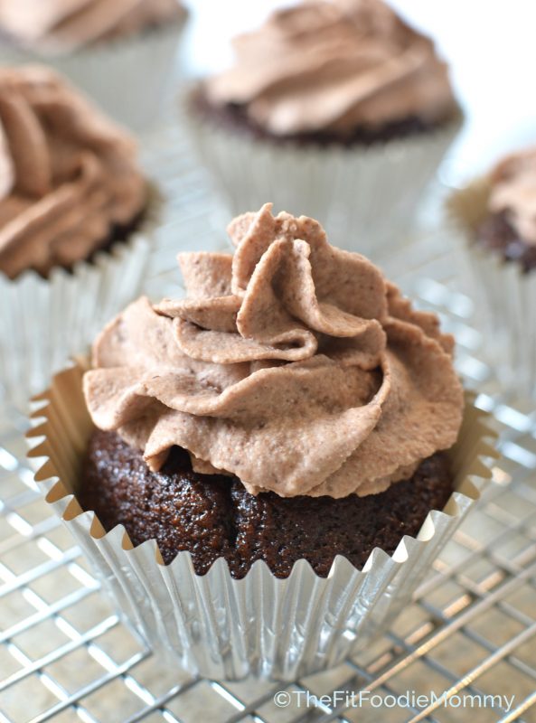 wholemeal chocolate cupcakes, fit foodie mommy, healthy recipes
