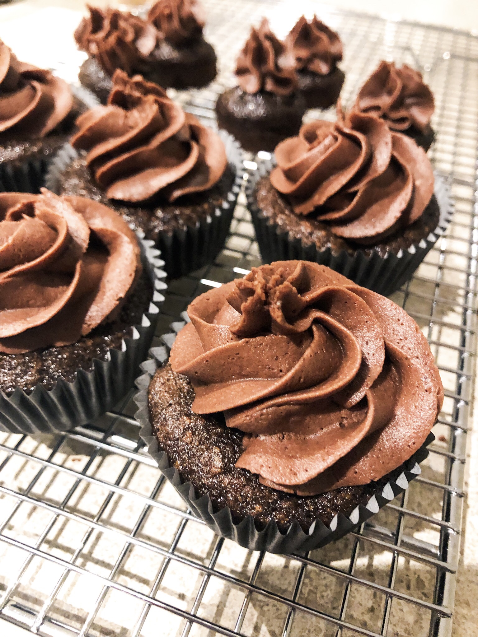 Wholewheat Chocolate Banana Cupcakes - Fit Foodie Mommy