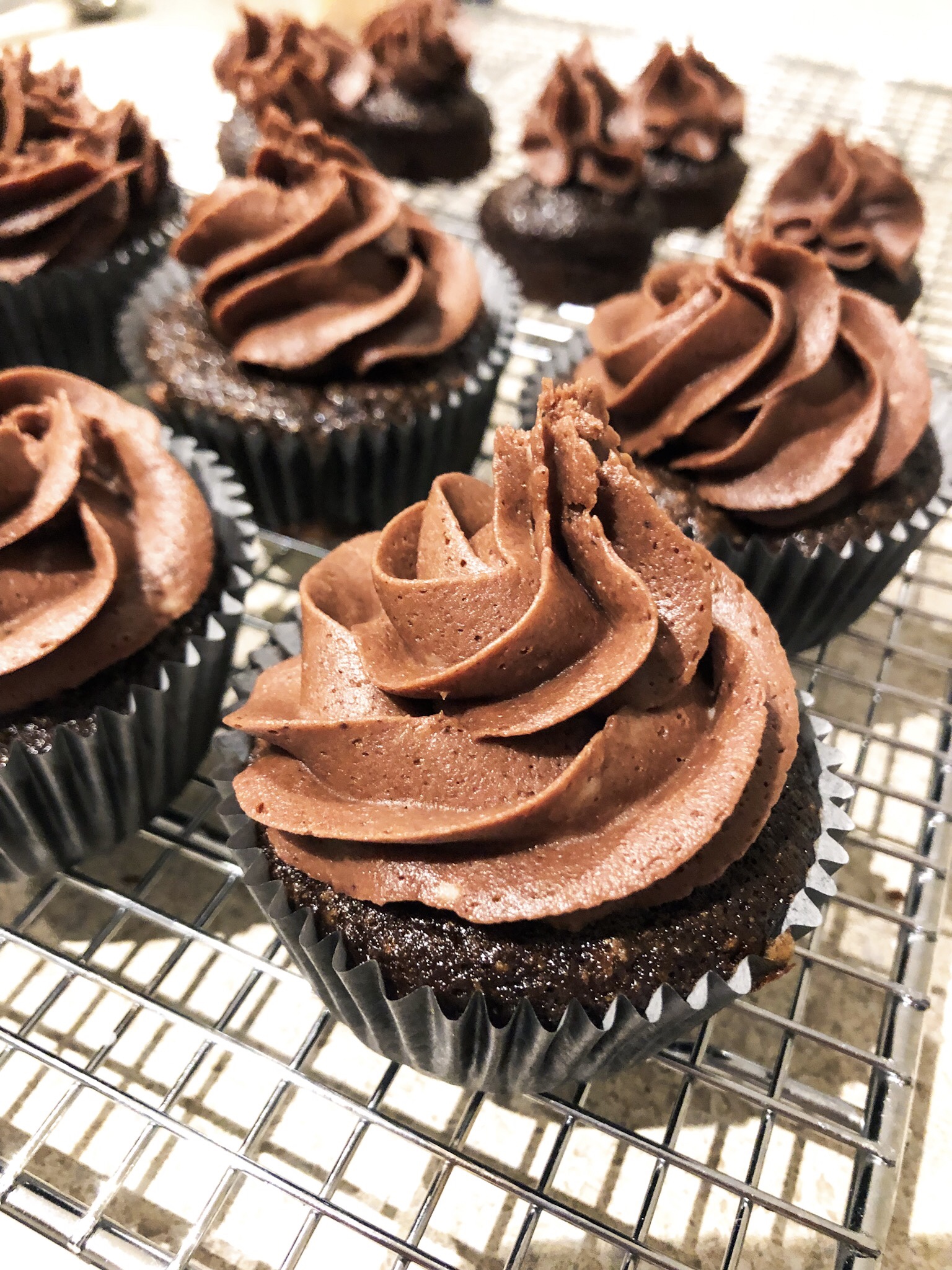 Wholewheat Chocolate Banana Cupcakes - Fit Foodie Mommy