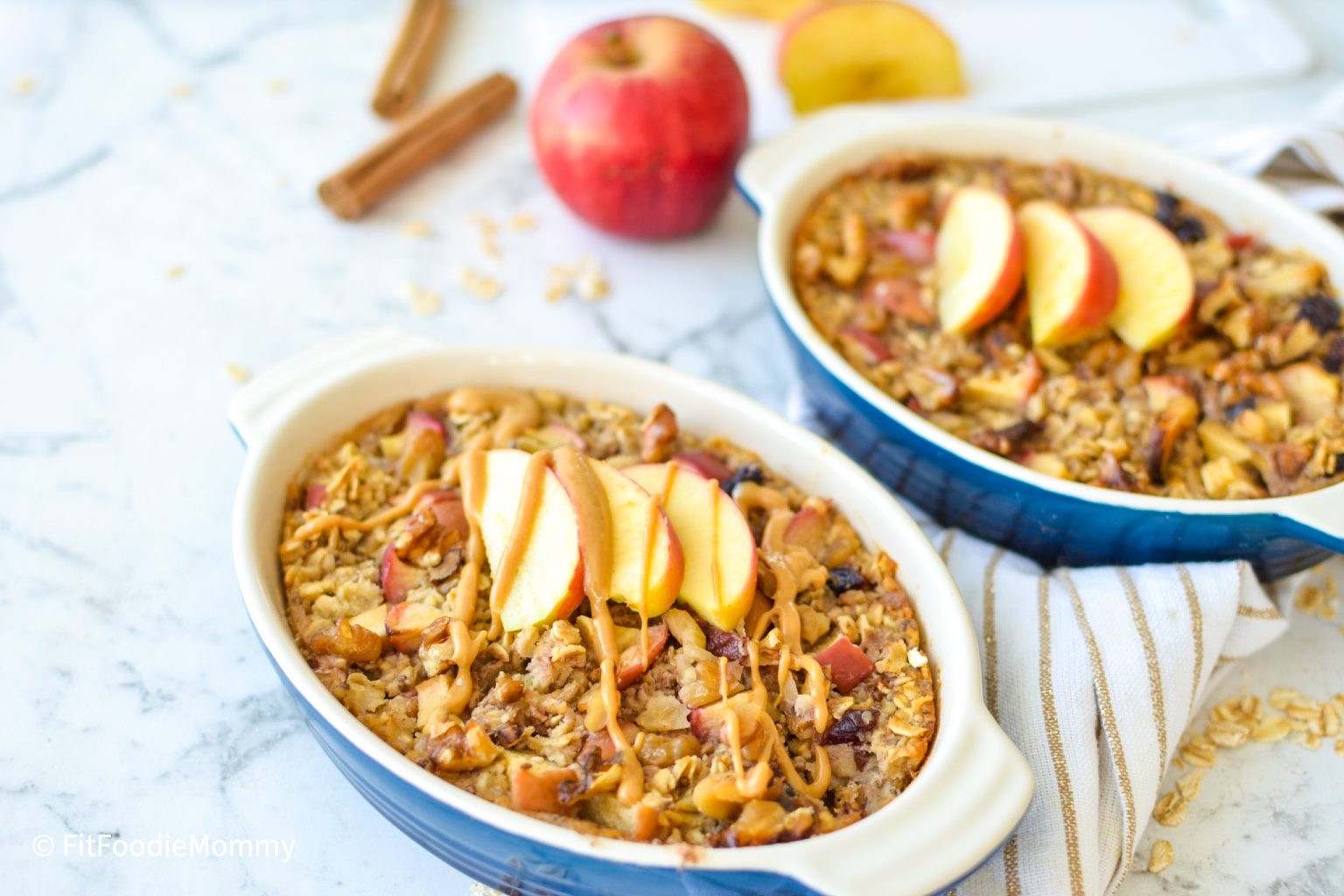 Cinnamon Apple Baked Oats - Fit Foodie Mommy